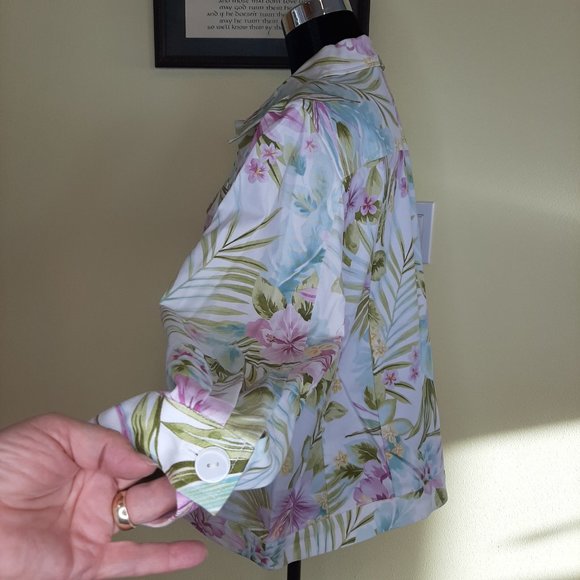 NWOT!! Alfred Dunner Tropical Lightweight Denim Jacket - Picture 8 of 13